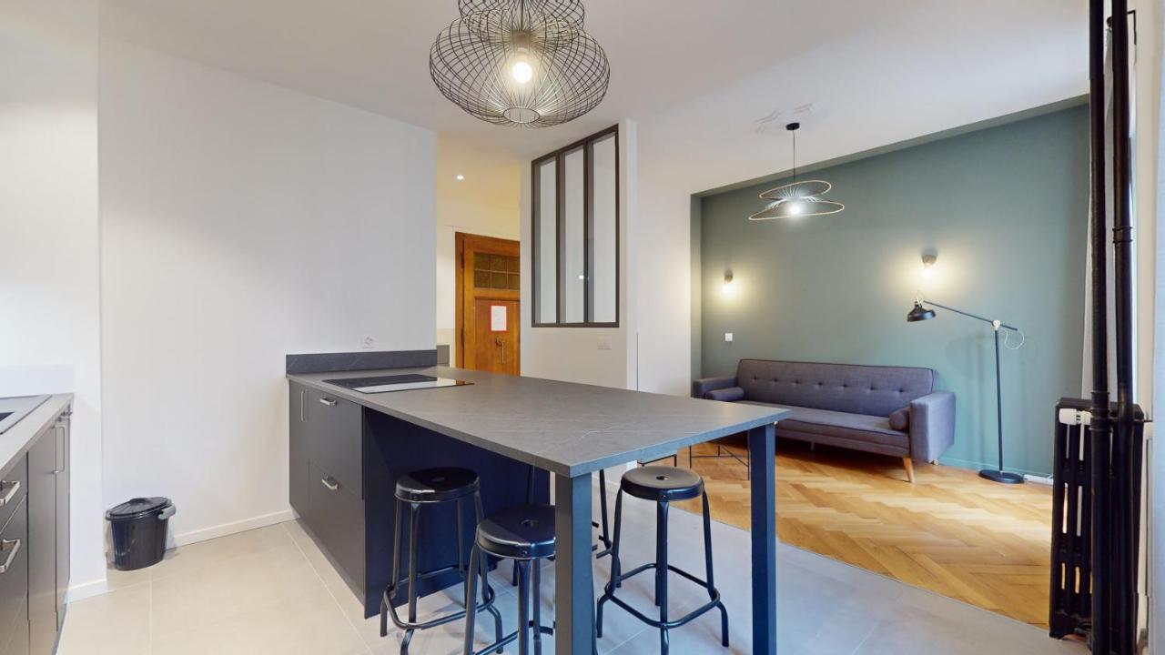 Appartamento Beautiful Modern With Balcony In Ginevra