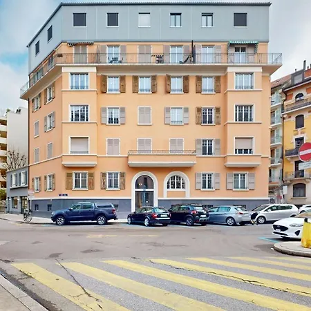 Beautiful Modern Apartment With Balcony In Genève Buitenkant foto