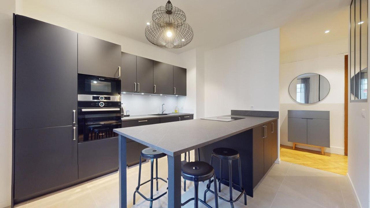Apartment Beautiful Modern With Balcony In Geneva